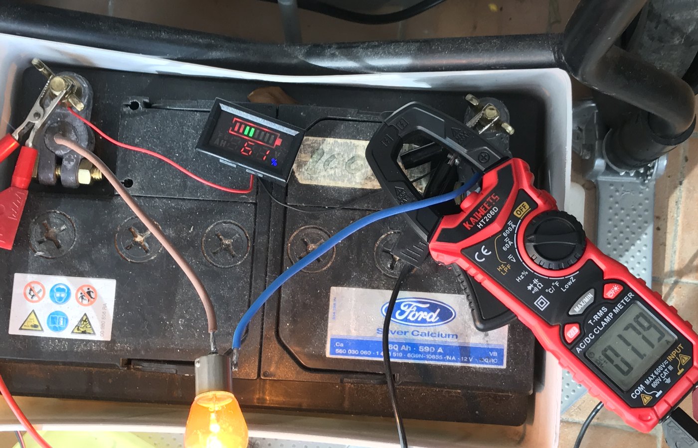 Automotive battery capacity testing and charging with professional electrical meter